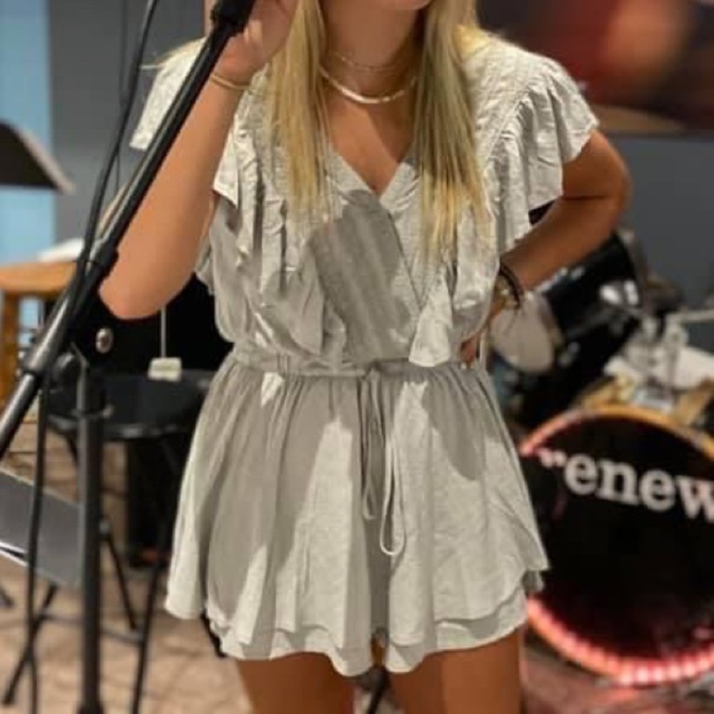 5/$25 Boutique romper, brand is Allie Rose